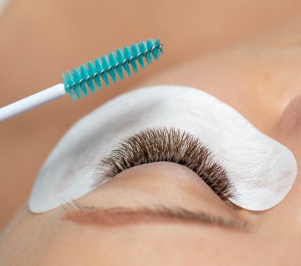 Häufige Fragen zur Wimpernverlängerung in Wien